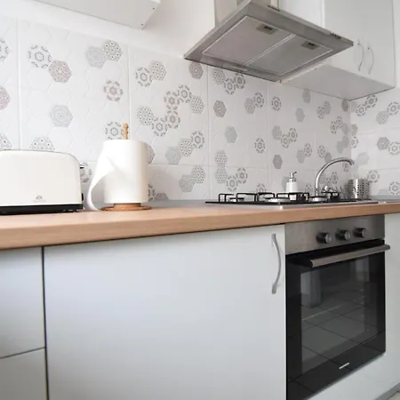 Cozy Balcescu Apartment