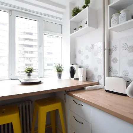 Apartment Cozy Balcescu Bucharest